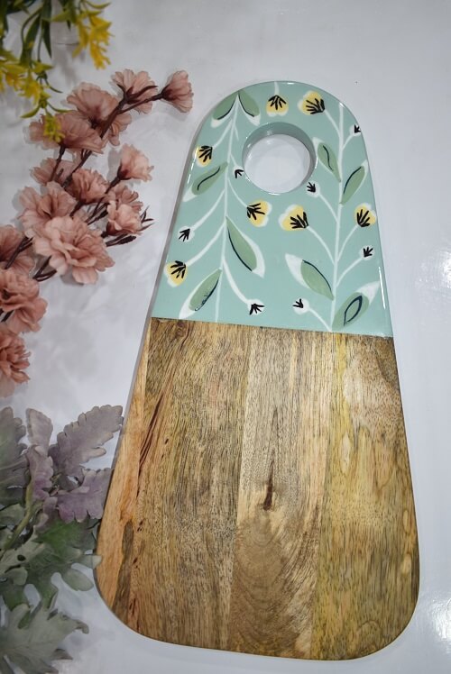 Wooden Cutting Board Tulip Triangular 2