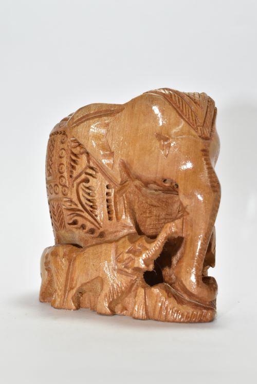 Wooden Elephant Carved Family 2-5 Inch 1