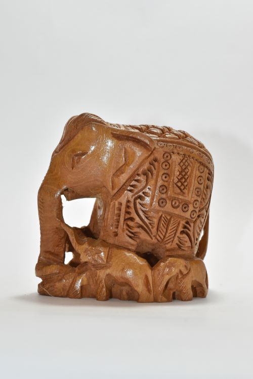 Wooden Elephant Carved Family 2-5 Inch 2