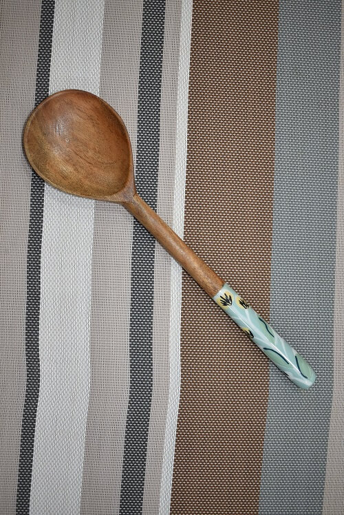 Wooden Serving Spoon Tulip Single 1
